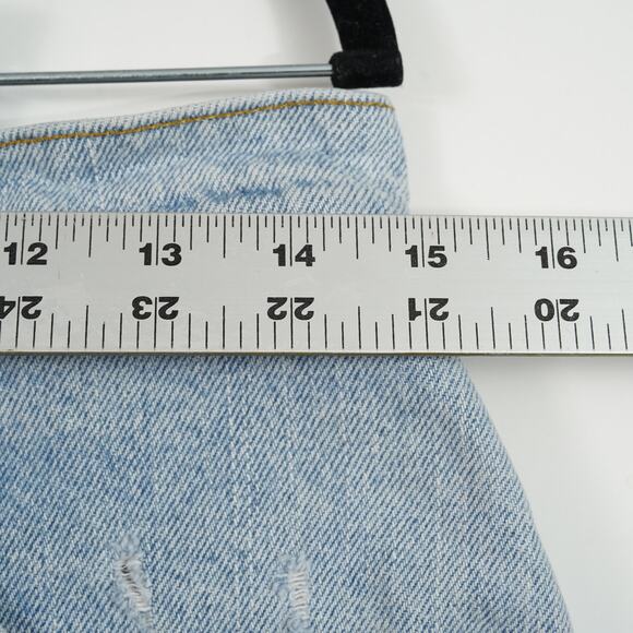 Vintage Levi’s 560 Cut-Off Denim Shorts Light Wash Made in USA 30” by Petros - Picture 7 of 12